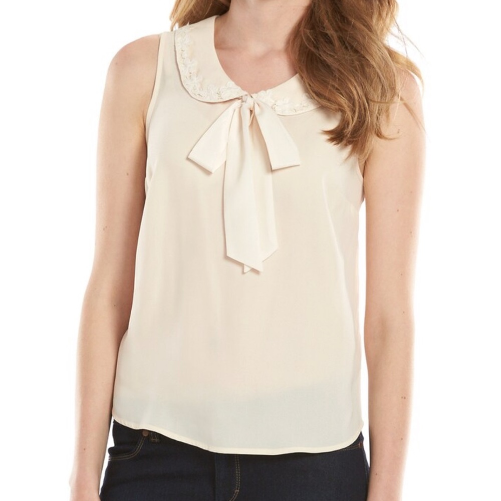 LC: Pink Blouse